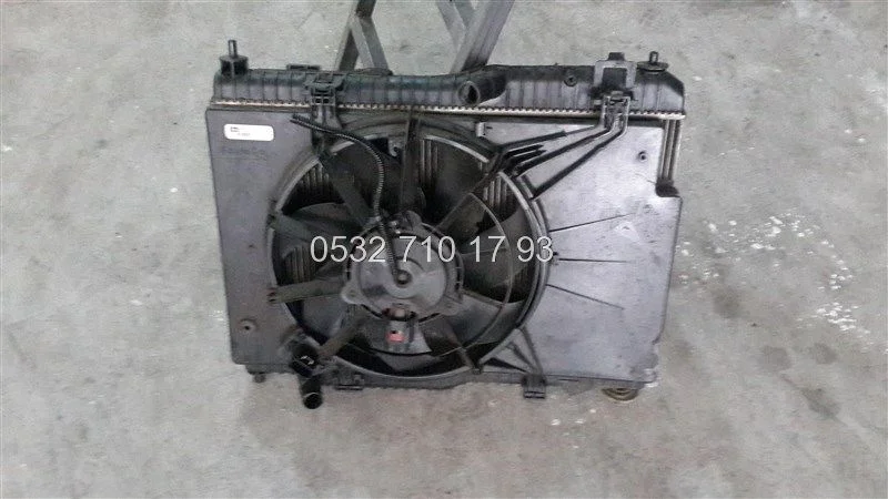 Ford Fiesta Radyatör Fan Paneli