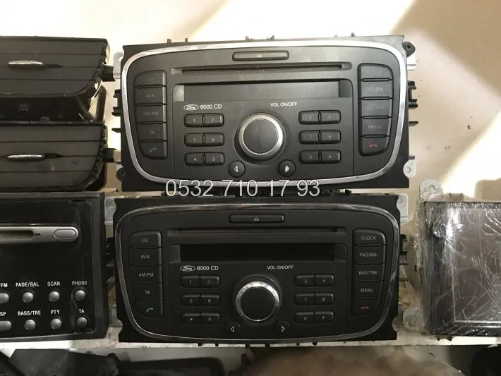 Ford Focus Orjinal Çıkma Teyp