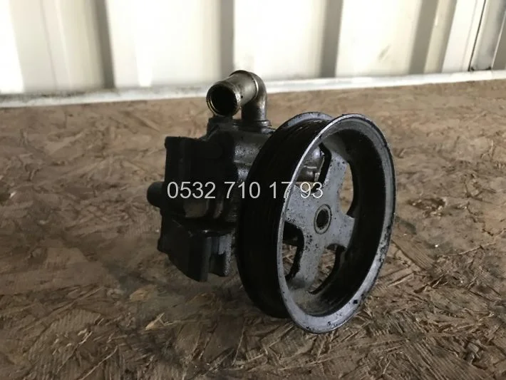 Ford Connect 2007 Çıkma Direksiyon Poveri Pompası