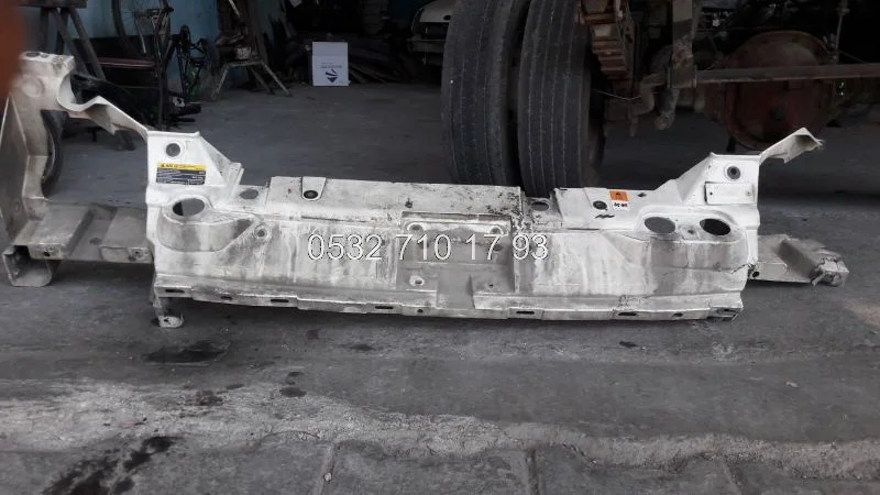 Ford Connect 2003 Çıkma Ön Panel