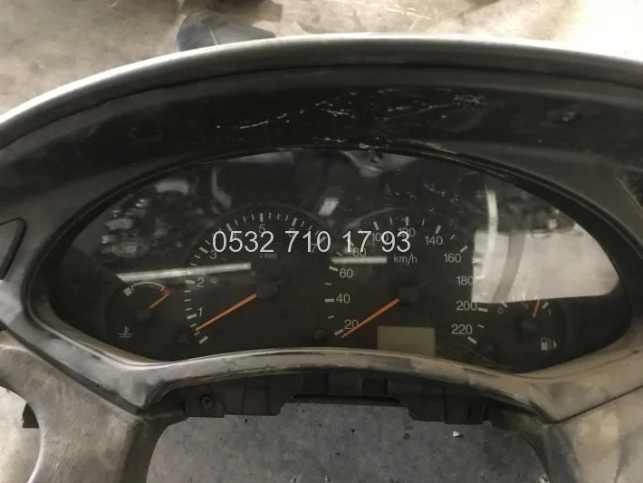 Ford Focus 2001 Çıkma 1.6 Benzinli Km Saati