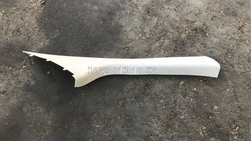 Ford Connect Çıkma Sağ Direk Döşemesi