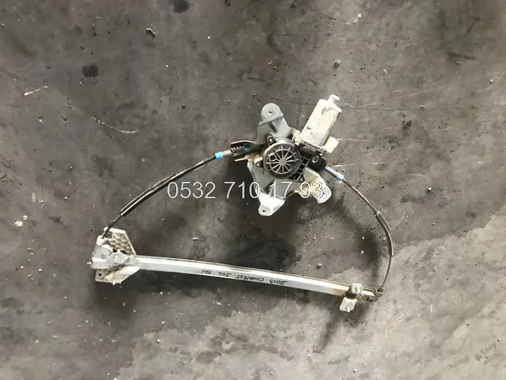 Ford Connect 2010 Çıkma Sol Cam Krikosu