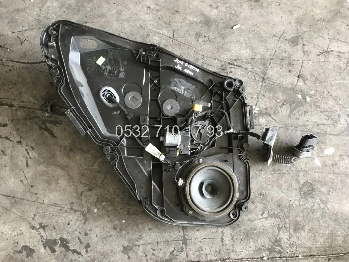 Ford Fiesta 2013 Çıkma Sol Arka Cam Kriko