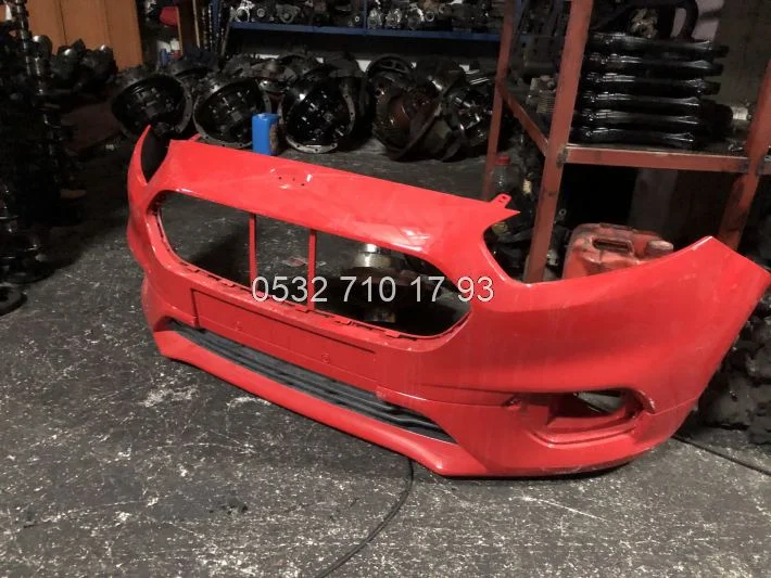 Ford Courier 2020 Çıkma Ön Tampon