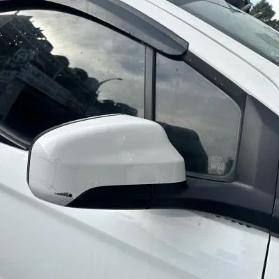 Ford Courier Çıkma Sağ Ayna